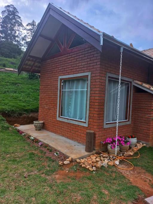 Chale Araucaria- Vale Das Pedras Mg Sapucai-Mirim Ngoại thất bức ảnh