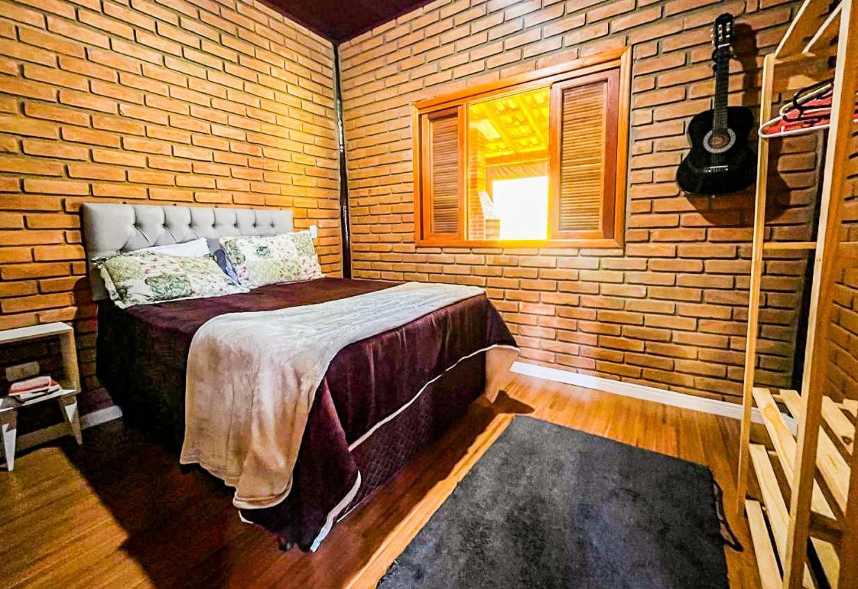 Chale Araucaria- Vale Das Pedras Mg Sapucai-Mirim Ngoại thất bức ảnh