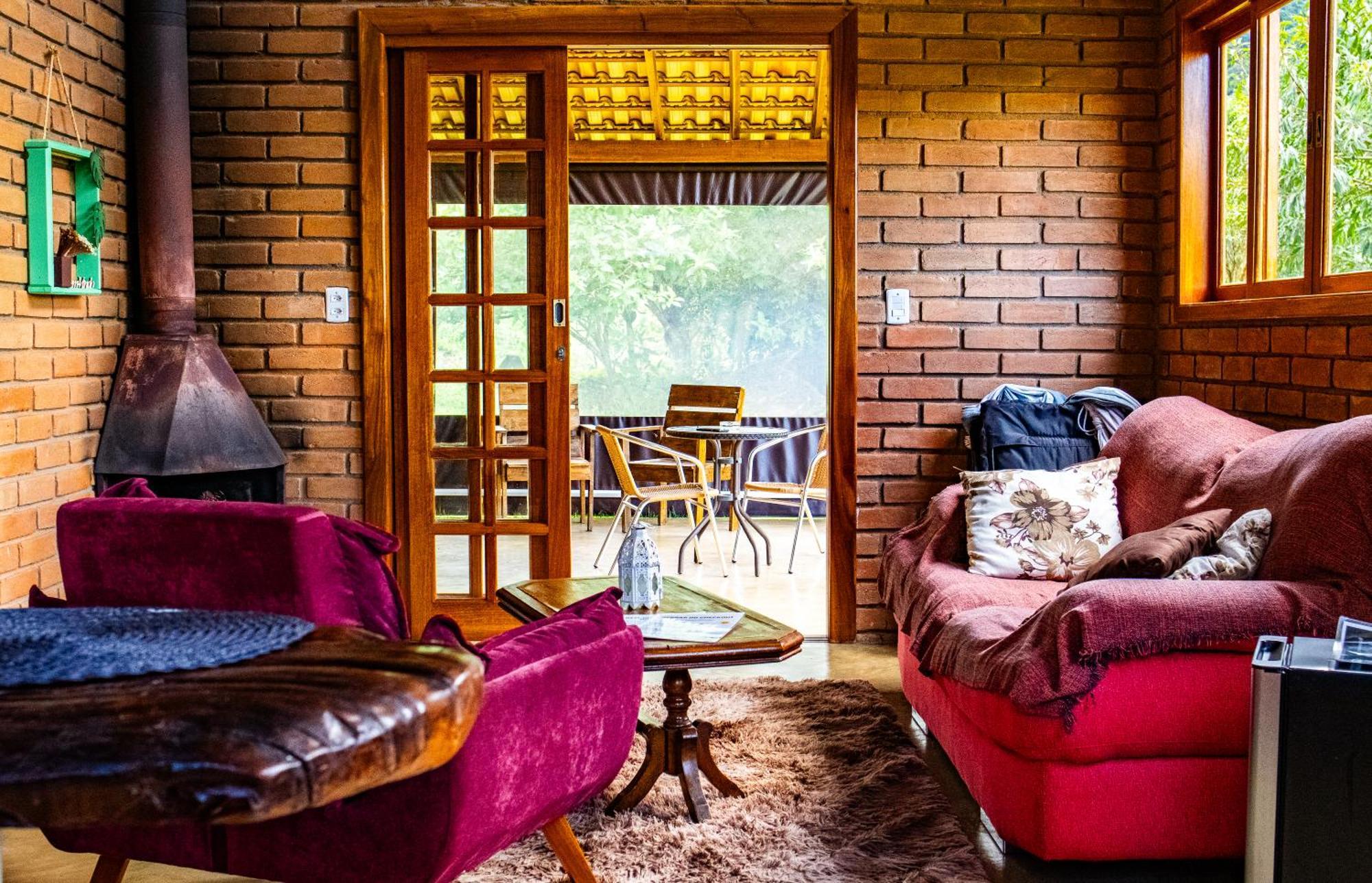 Chale Araucaria- Vale Das Pedras Mg Sapucai-Mirim Ngoại thất bức ảnh